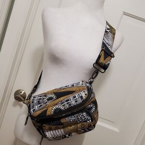 Think ROYLIN Slingbag Quilted, Zip Close, Lightweight, Colorful